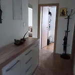 Near By Capital Of Slovenia Apartamento
